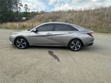 Used 2023 Hyundai Elantra SEL w/ Convenience Package image 2
