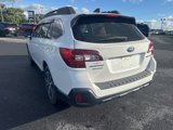 Used 2018 Subaru Outback 2.5i Limited image 3