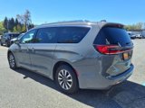 Used 2021 Chrysler Pacifica Touring-L image 5