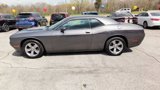 Used 2017 Dodge Challenger SXT image 2