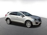 Used 2018 Cadillac XT5 FWD image 2