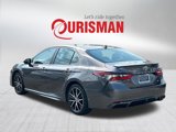 Used 2020 Toyota Camry LE image 4