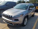Used 2016 Jeep Cherokee Limited w/ Luxury Group image 2