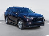 Used 2020 Toyota Highlander Limited image 3