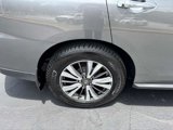 Used 2017 Nissan Pathfinder SL image 5