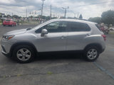 Used 2018 Chevrolet Trax LT w/ LT Convenience Package image 2