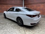 Used 2024 Lexus ES 250 w/ Premium Package image 3