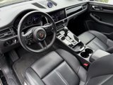 Used 2025 Porsche Macan image 4