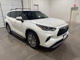 Used 2021 Toyota Highlander Platinum image 3