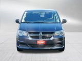Used 2017 Dodge Grand Caravan SE image 2