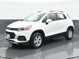 Used 2021 Chevrolet Trax LT image 2