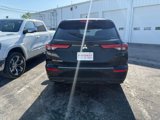 Used 2022 Mitsubishi Outlander ES image 3