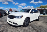 Used 2017 Dodge Journey SE w/ Flexible Seating Group image 2
