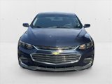 Used 2017 Chevrolet Malibu LT image 2