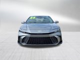 Used 2025 Toyota Camry SE image 3