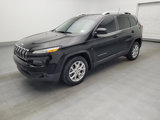 Used 2017 Jeep Cherokee Latitude image 2
