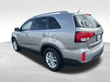 Used 2015 Kia Sorento LX image 5