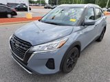 Used 2023 Nissan Kicks SV image 2