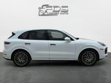 Used 2023 Porsche Cayenne Turbo image 5