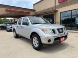 Used 2011 Nissan Frontier SV image 2