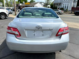 Used 2011 Toyota Camry LE image 4