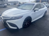 Used 2022 Toyota Camry SE image 2