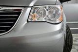 Used 2016 Chrysler Town & Country Touring w/ Driver Convenience Group image 2
