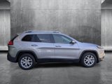 Used 2017 Jeep Cherokee Latitude w/ Comfort/Convenience Group image 4