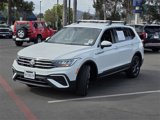 Used 2022 Volkswagen Tiguan SE image 3