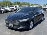 Used 2016 Ford Fusion SE image 2