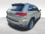 Used 2015 Jeep Grand Cherokee Limited w/ Luxury Group II image 3