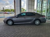 Used 2020 Toyota Camry LE image 3