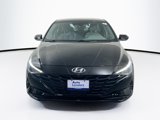 Used 2023 Hyundai Elantra SEL w/ Convenience Package image 2