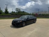 Used 2019 Toyota Camry SE image 3