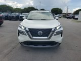 Used 2021 Nissan Rogue SV image 2
