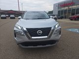 Used 2021 Nissan Rogue SV image 2