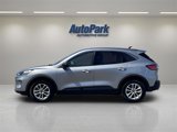 Used 2022 Ford Escape SE image 4