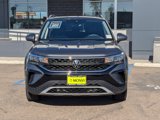 Used 2023 Volkswagen Taos SE w/ Panoramic Sunroof Package image 2