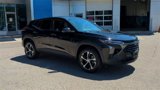 New 2025 Chevrolet Trax RS image 2