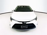 Used 2022 Toyota Corolla LE image 2