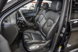 Certified 2024 Porsche Macan image 5