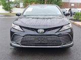 Used 2021 Toyota Camry XLE image 2
