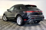 Used 2022 Porsche Macan image 3