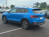 Used 2022 Volkswagen Taos SE w/ IQ.Drive SE Package image 3