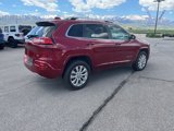 Used 2017 Jeep Cherokee Overland w/ Technology Group image 3