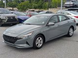 Certified 2022 Hyundai Elantra SE image 3