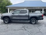 Used 2017 Toyota Tacoma SR image 2