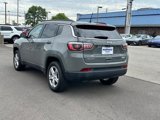 Used 2024 Jeep Compass Latitude image 6