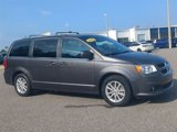 Used 2019 Dodge Grand Caravan SXT image 2