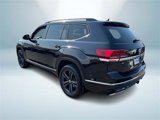Used 2020 Volkswagen Atlas SE w/ Towing Package image 4